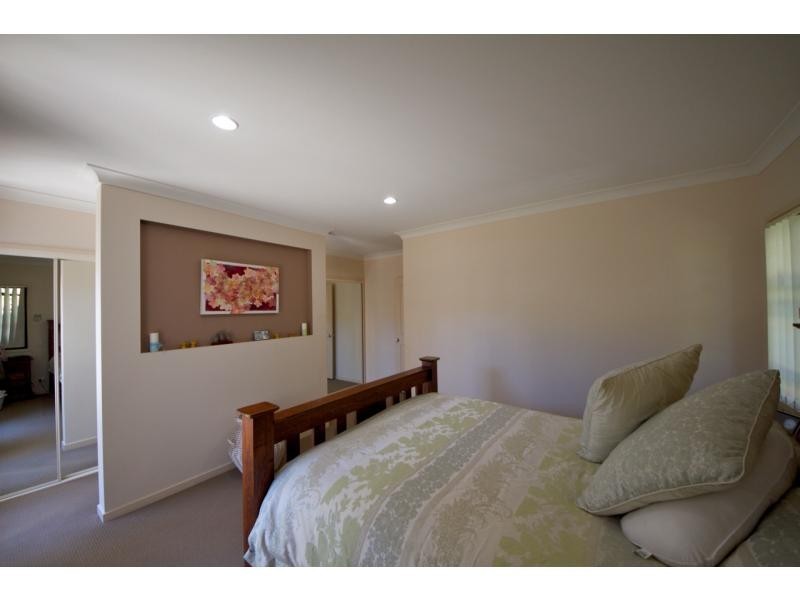 91 Roberts Drive, Maudsland QLD 4210