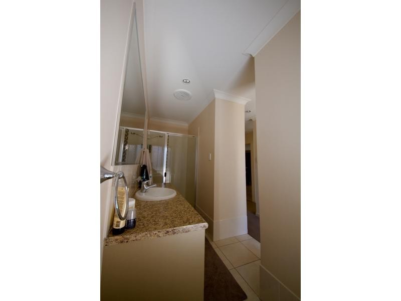 91 Roberts Drive, Maudsland QLD 4210