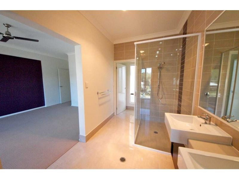 1 Riverside Crescent, Springfield Lakes QLD 4300