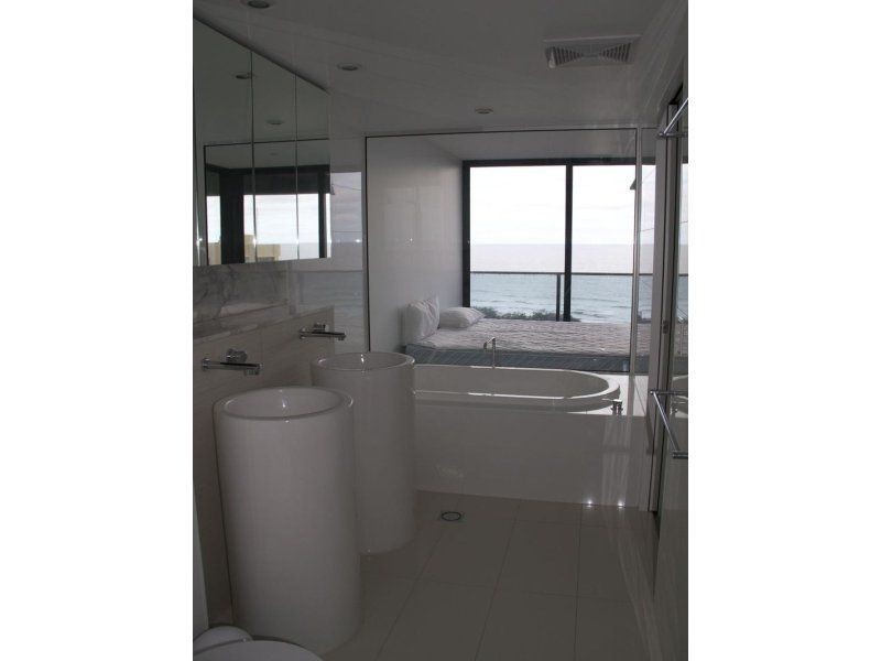 1404/1 Oracle Boulevard, Broadbeach QLD 4218