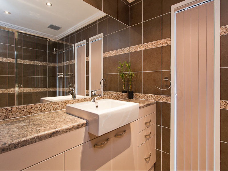4 The Reach, Springfield Lakes QLD 4300