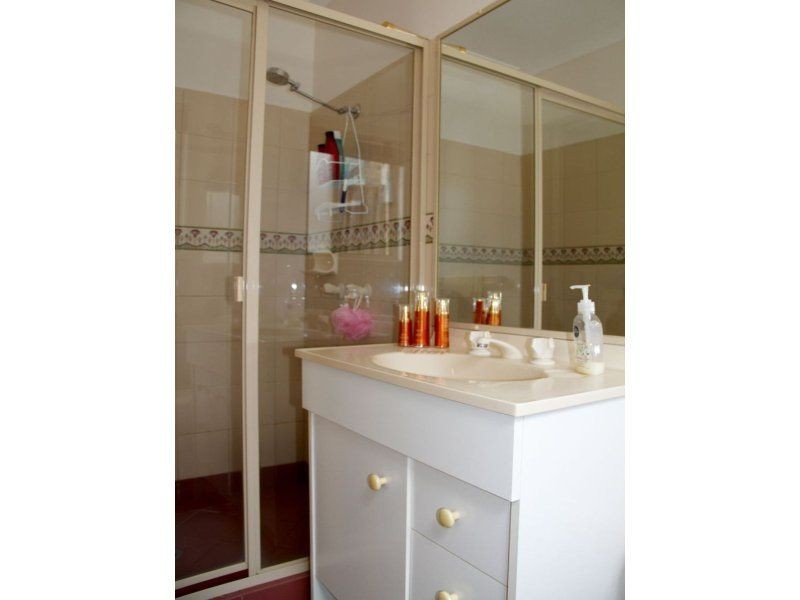 7 Avon Court, Pacific Pines QLD 4211