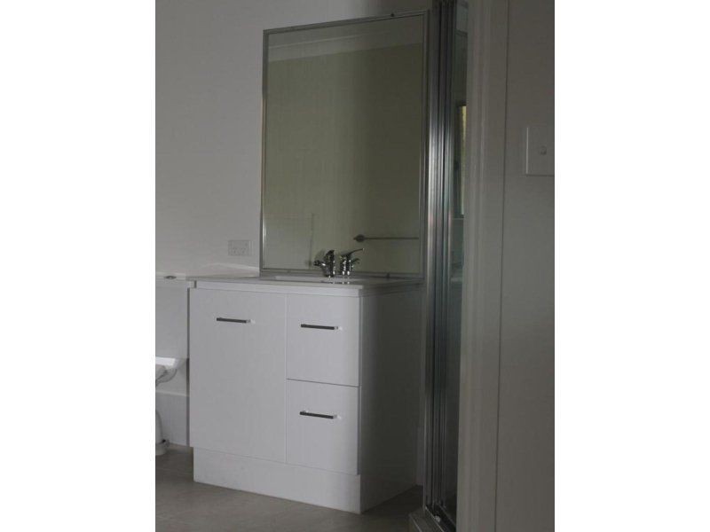 2/1 Jardine Street, Pacific Pines QLD 4211