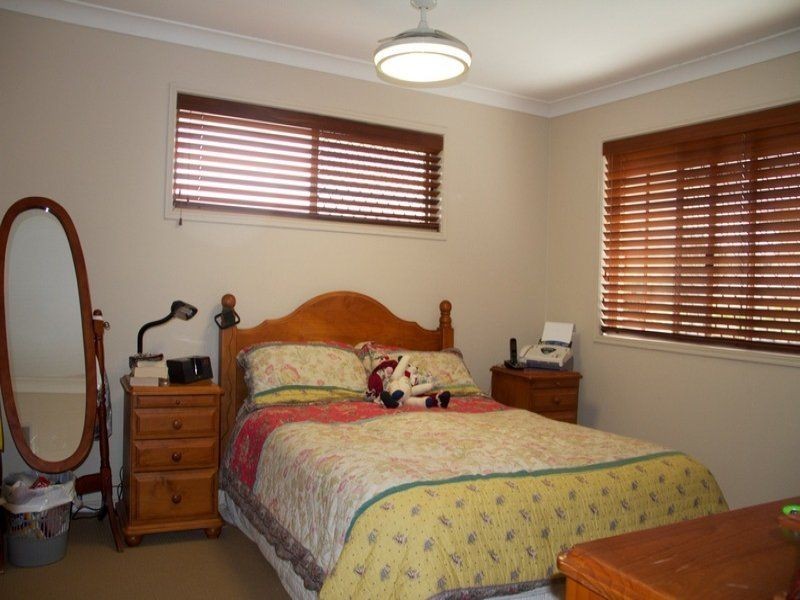 12 Gumview Place, Molendinar QLD 4214
