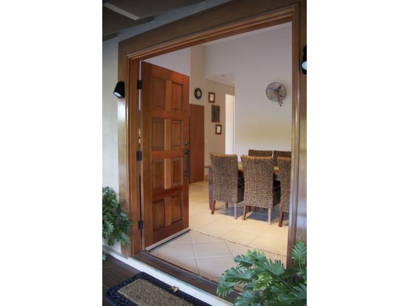 4 Cutana Court, Ashmore QLD 4214