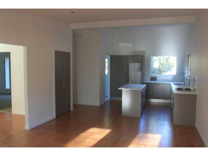 36 Channel Street, Russell Island QLD 4184