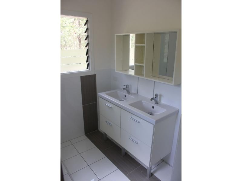 34 Channel Street, Russell Island QLD 4184