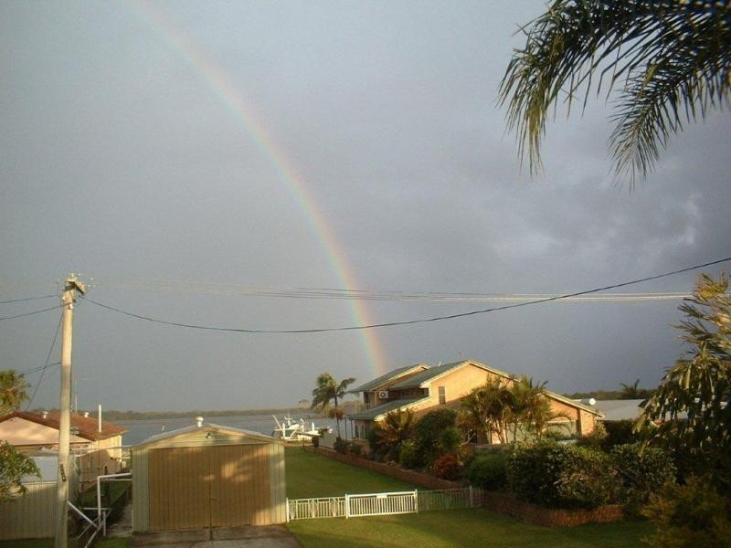 41 Warana Avenue, Steiglitz QLD 4207