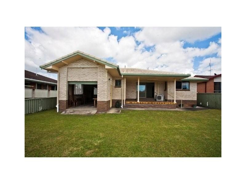 75 Sunset Boulevard, Tweed Heads West NSW 2485