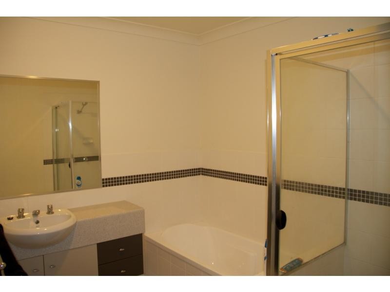 1/13 Bella Boulevard, Pimpama QLD 4209