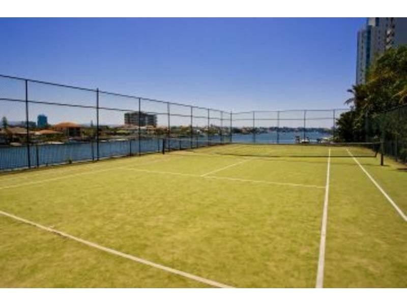 4B/2 Riverview Parade, Surfers Paradise QLD 4217