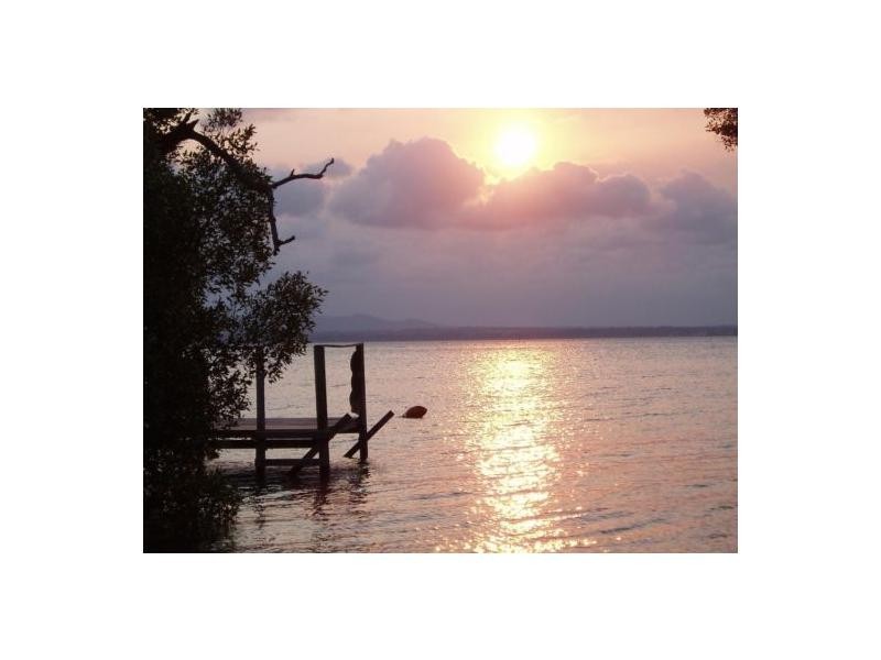 8 Citron Street, Macleay Island QLD 4184