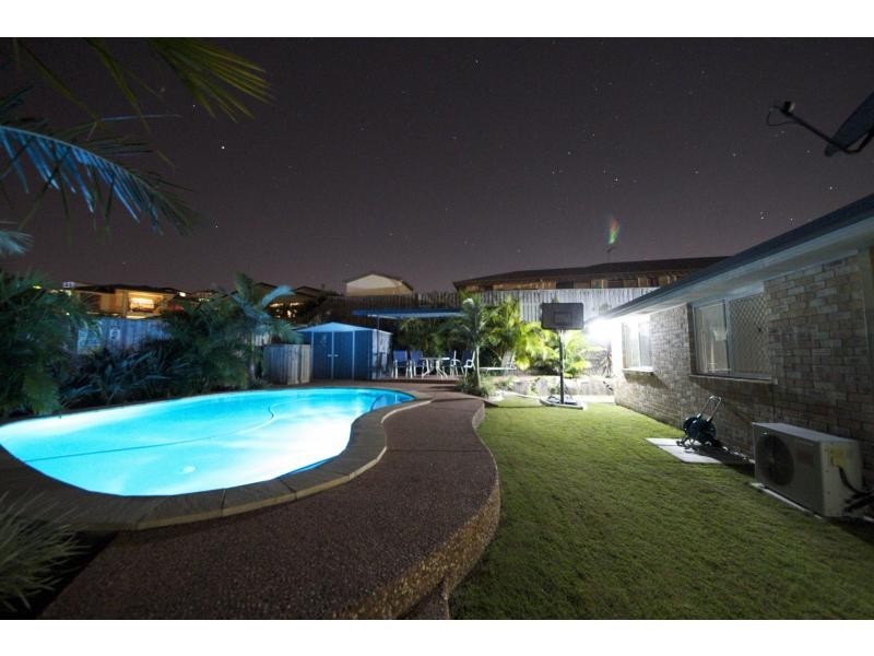 8 Brunswick Street, Pacific Pines QLD 4211