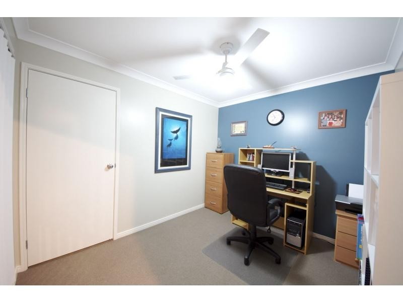 8 Brunswick Street, Pacific Pines QLD 4211