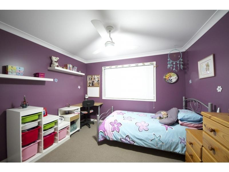 8 Brunswick Street, Pacific Pines QLD 4211