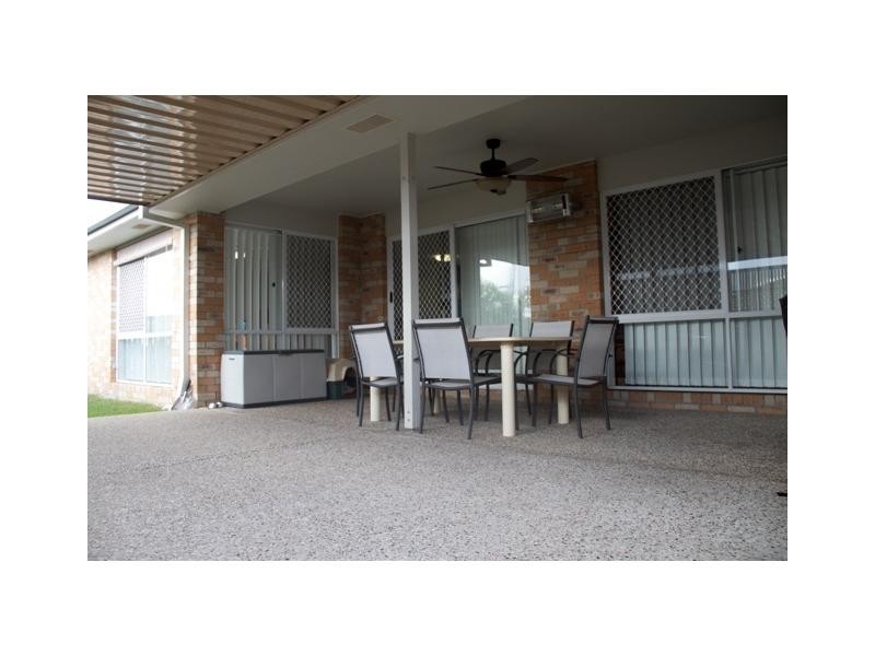 8 Brunswick Street, Pacific Pines QLD 4211