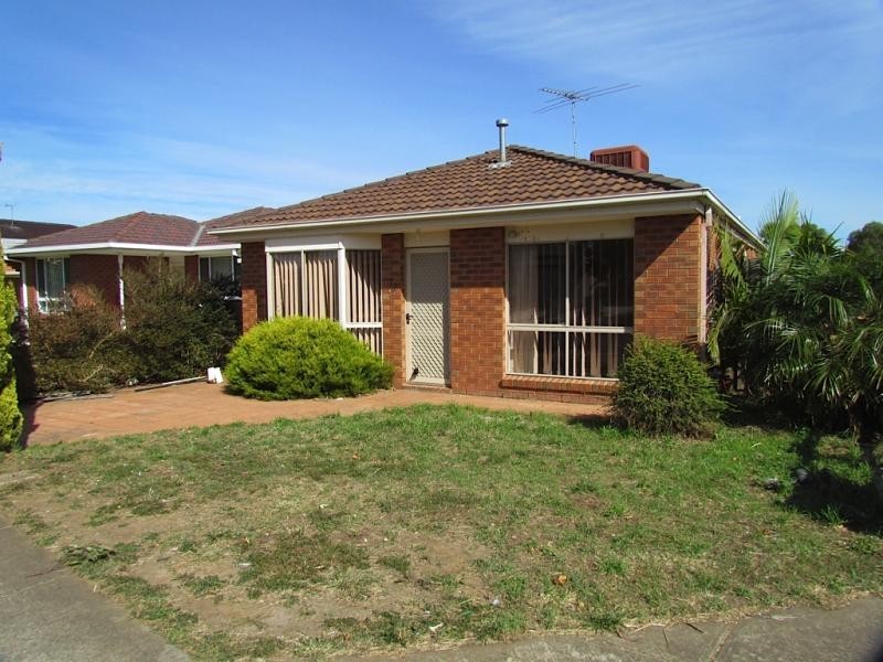 23 Honeysuckle Court, Meadow Heights VIC 3048