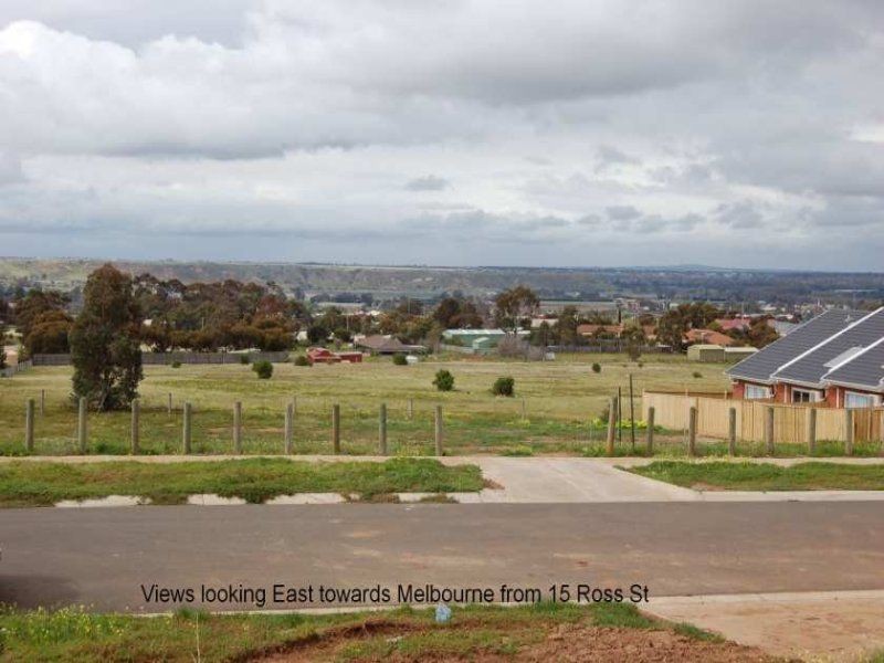 1/15 Ross Street, Darley VIC 3340