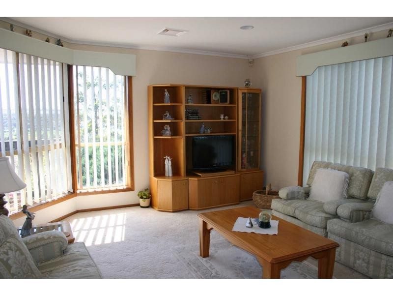 2 Gleneagles Court, Links Estate, Bacchus Marsh VIC 3340