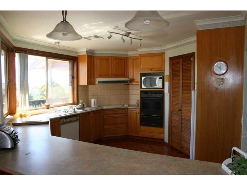2 Gleneagles Court, Links Estate, Bacchus Marsh VIC 3340