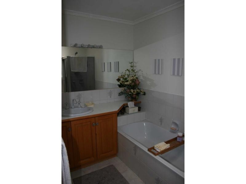 2 Gleneagles Court, Links Estate, Bacchus Marsh VIC 3340