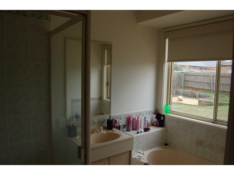 11 Peters Close, Bacchus Marsh VIC 3340