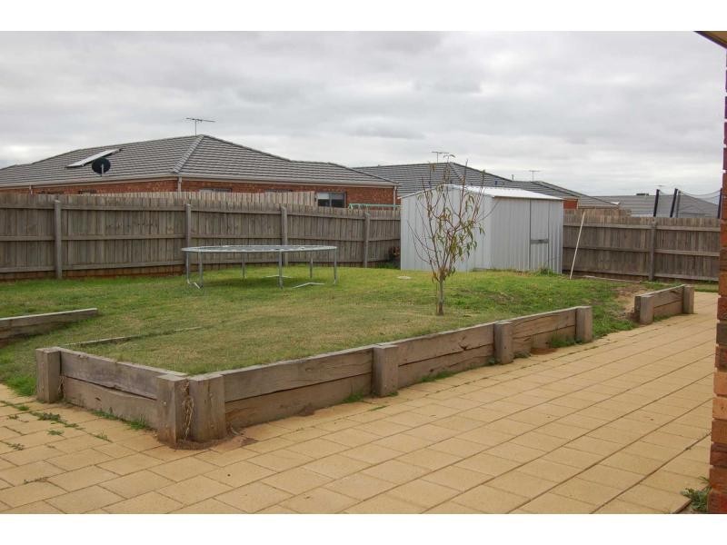 11 Peters Close, Bacchus Marsh VIC 3340