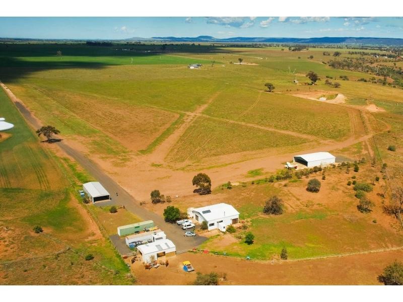 149 Daisybank Lane, Rowsley, Bacchus Marsh VIC 3340
