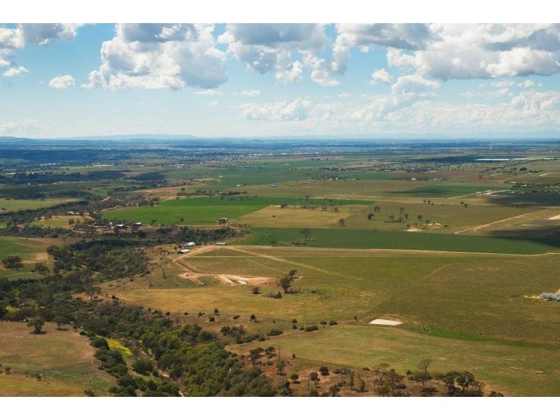 149 Daisybank Lane, Rowsley, Bacchus Marsh VIC 3340
