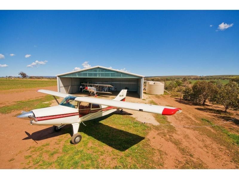 149 Daisybank Lane, Rowsley, Bacchus Marsh VIC 3340