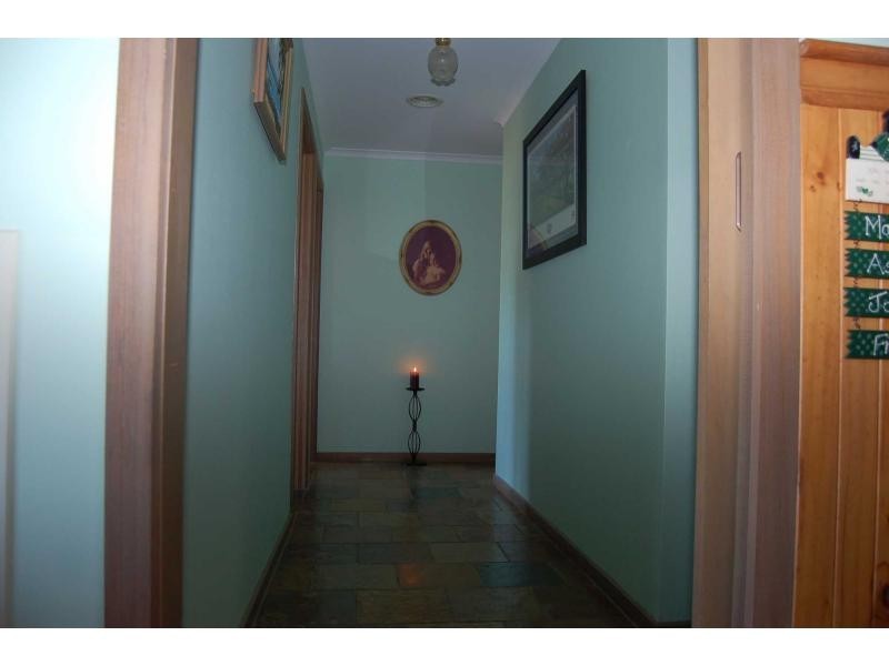 152 Old Western Highway, Myrniong VIC 3341