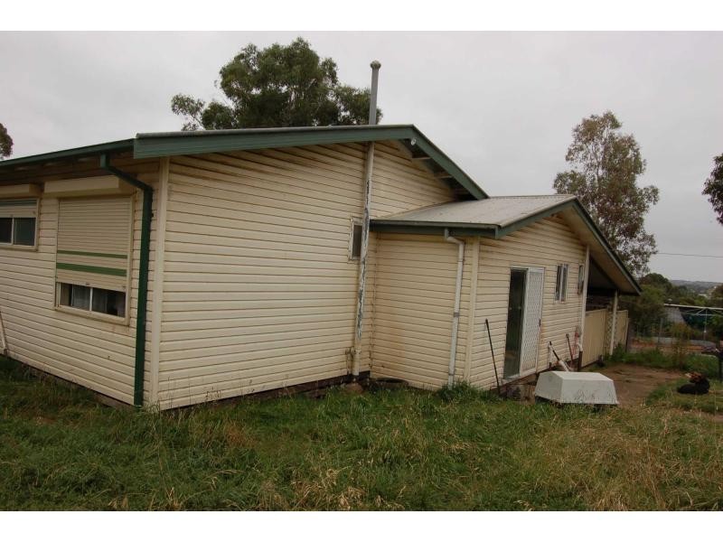 17 Griffith Street, Maddingley, Bacchus Marsh VIC 3340