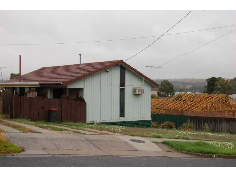 37 Lyle Street, Stamford Hill, Bacchus Marsh VIC 3340