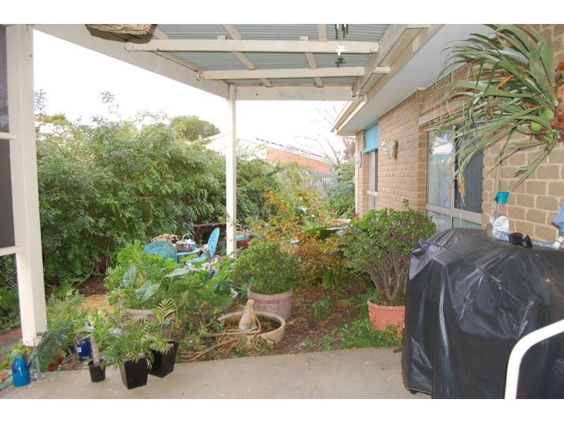 6 David Court, Darley VIC 3340