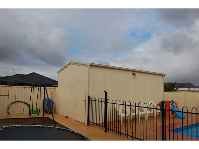 12 Douglas Close, Grantleigh Estate, Bacchus Marsh VIC 3340