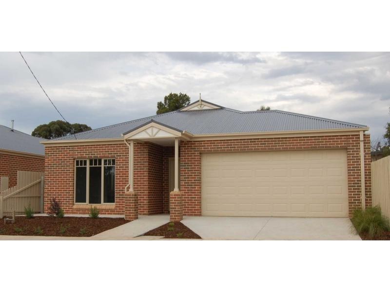 8 Mitchem Street, Bacchus Marsh VIC 3340