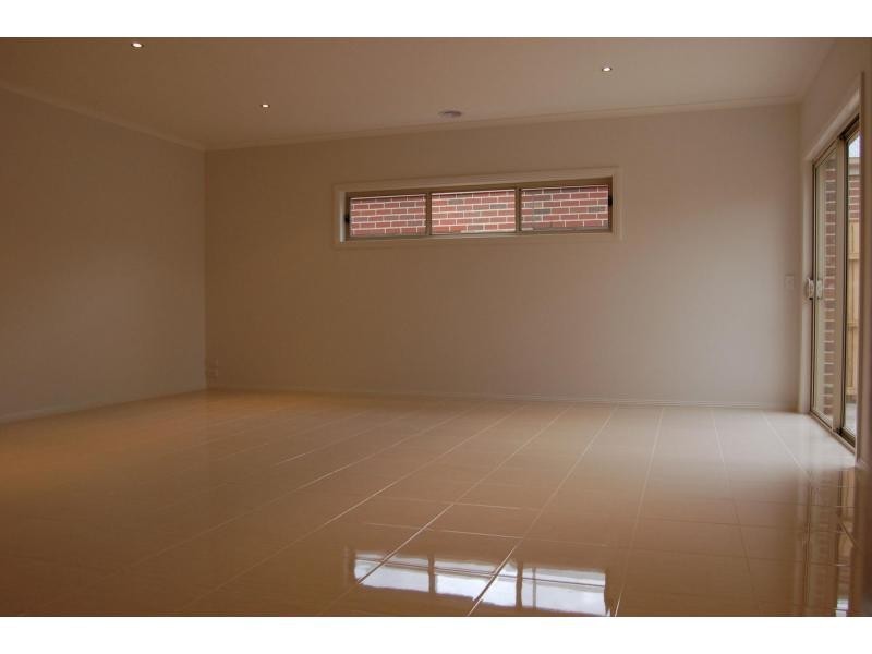 8 Mitchem Street, Bacchus Marsh VIC 3340