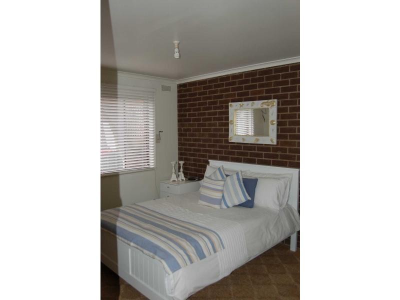 2/68 Grant Street, Bacchus Marsh VIC 3340