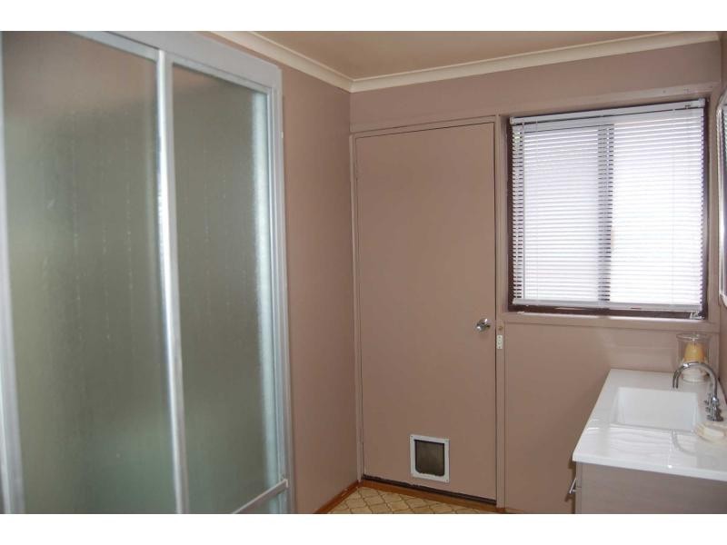 2/68 Grant Street, Bacchus Marsh VIC 3340