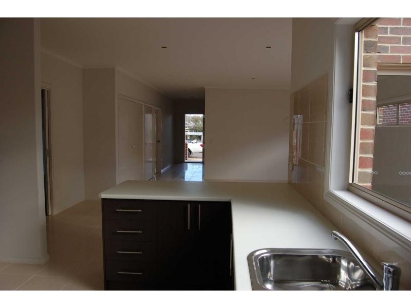 8 Mitchem Street, Bacchus Marsh VIC 3340
