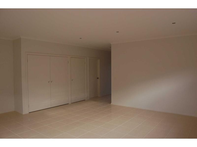 8 Mitchem Street, Bacchus Marsh VIC 3340