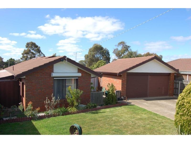 5 Daly Court, Darley VIC 3340