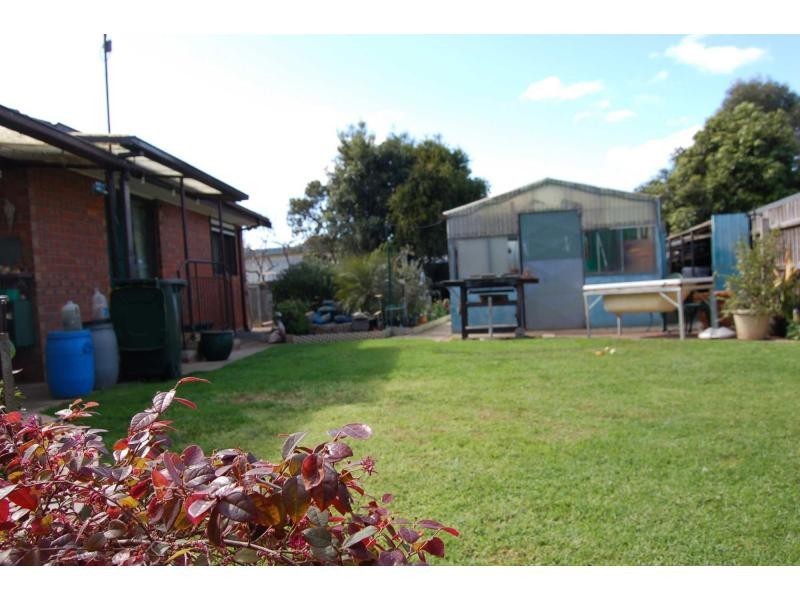 5 Daly Court, Darley VIC 3340