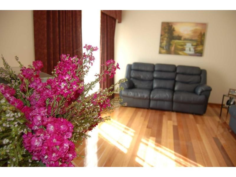 41 Horder Crescent, The Elms, Bacchus Marsh VIC 3340