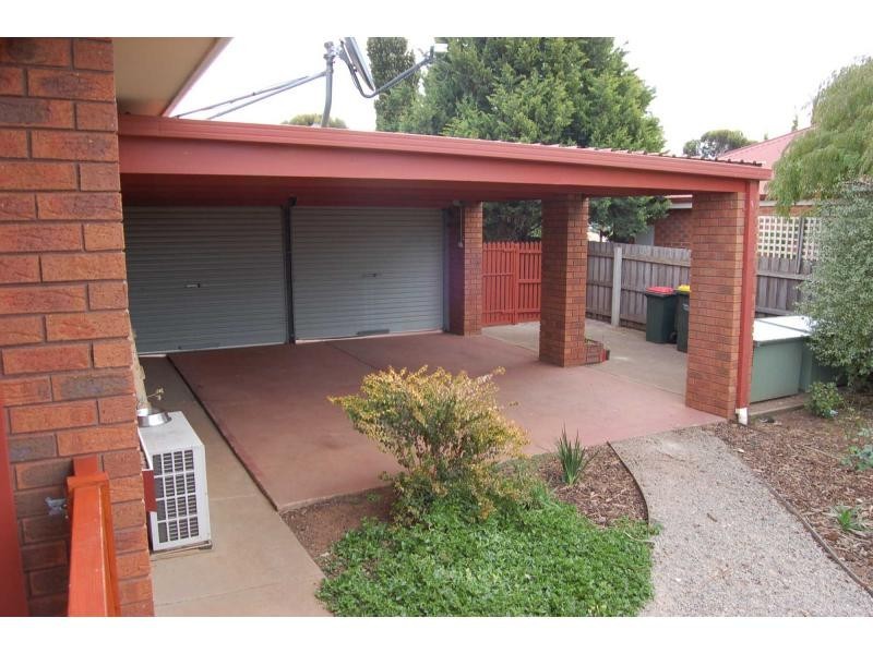 41 Horder Crescent, The Elms, Bacchus Marsh VIC 3340