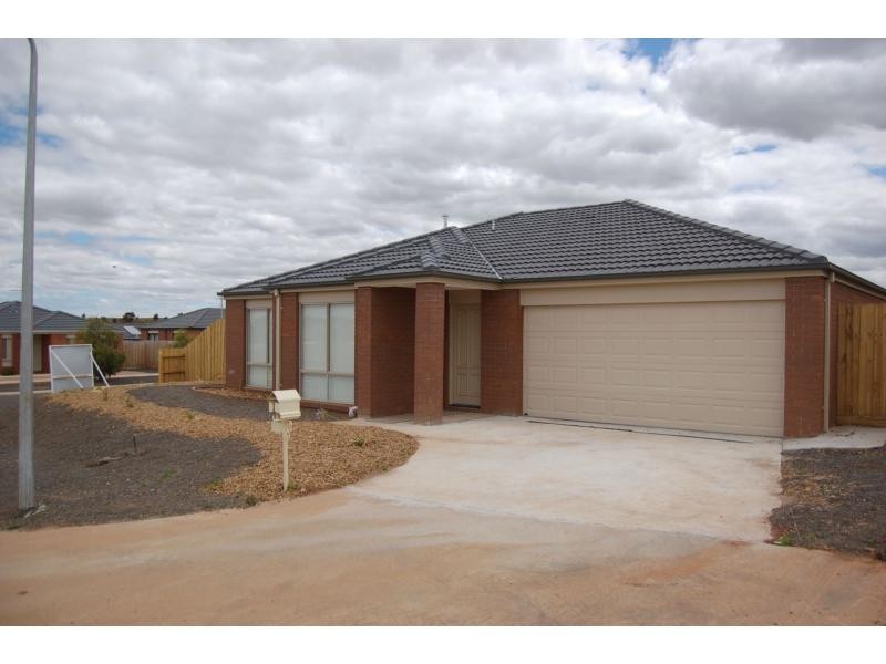 1 Eighth Mews, Maddingley VIC 3340