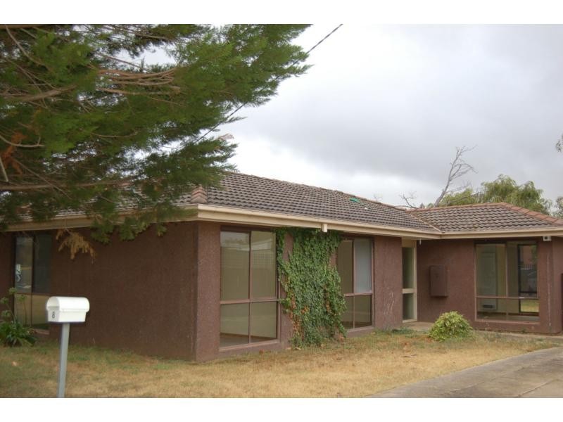 8 Hodgson Street, Darley VIC 3340