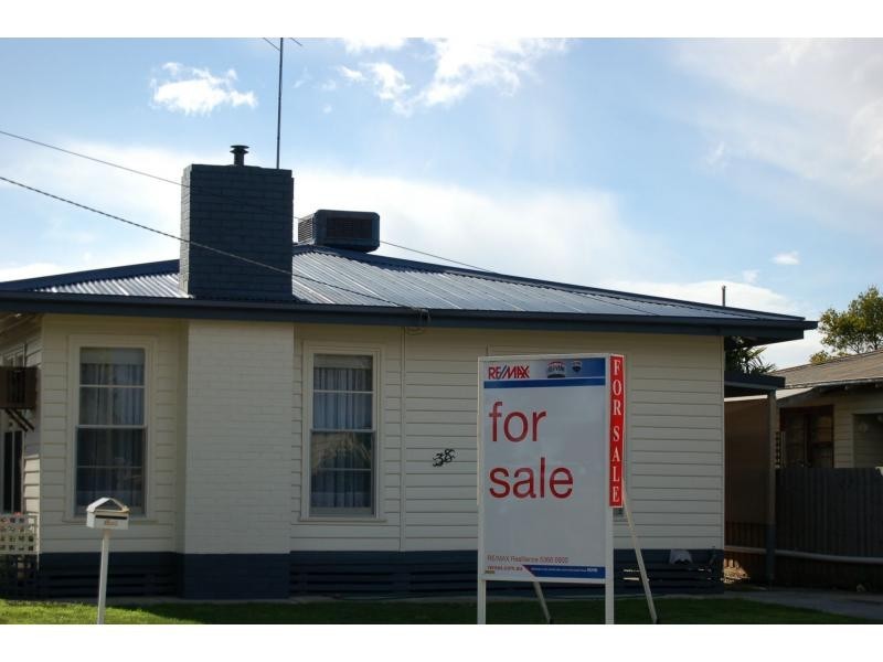 38 McFarland Street, Bacchus Marsh VIC 3340
