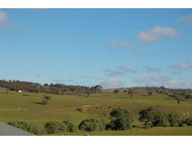 6 Epsom Close, Bacchus Marsh VIC 3340