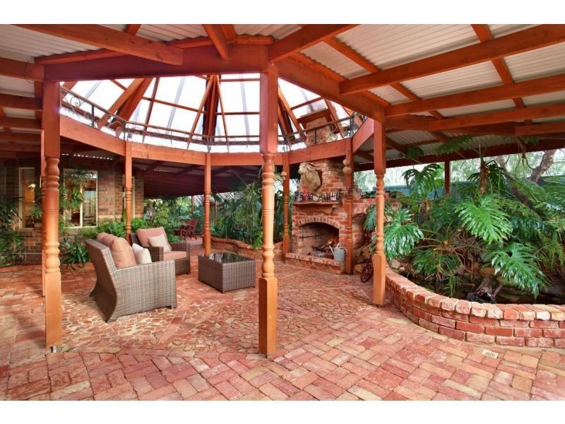 58 Clifton Drive, Clifton Park, Bacchus Marsh VIC 3340